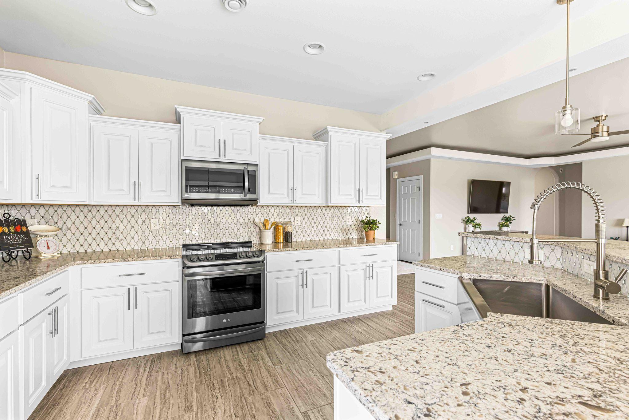 5419 Kitchen6.jpg