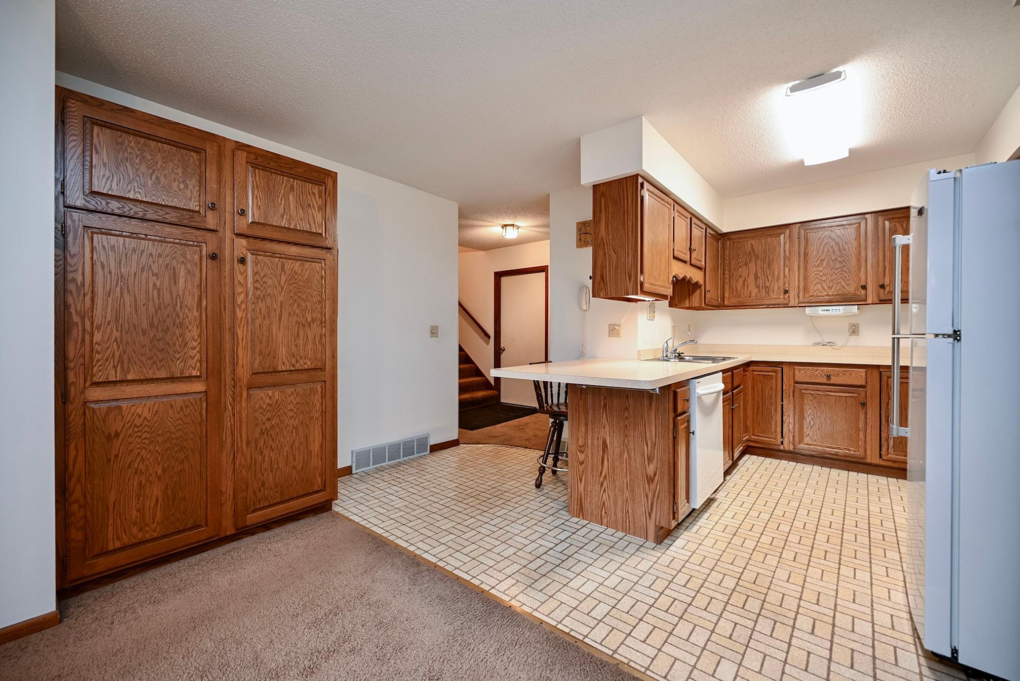 4 Overall Kitchen.jpg