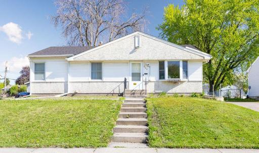 541 Hoyt Avenue E, Saint Paul, MN 55130
