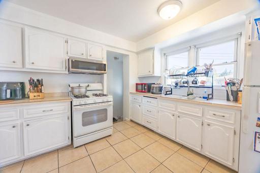 541 Hoyt Avenue E, Saint Paul, MN 55130