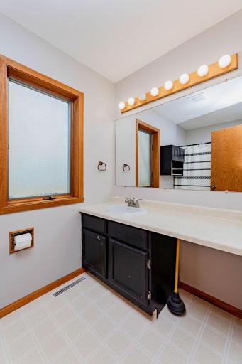 305 6th Street NW, West Fargo, ND 58078