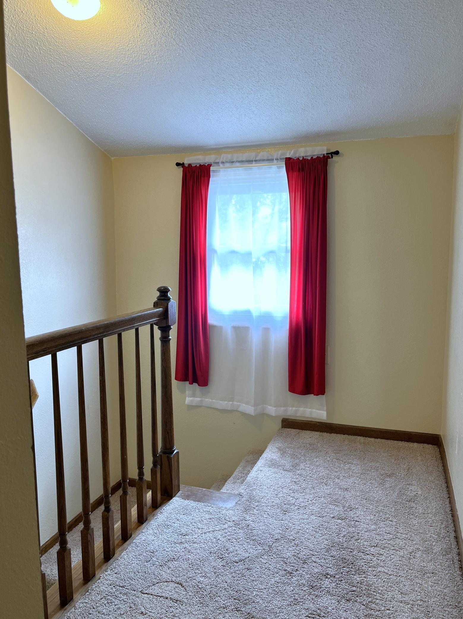 hall 1.jpg