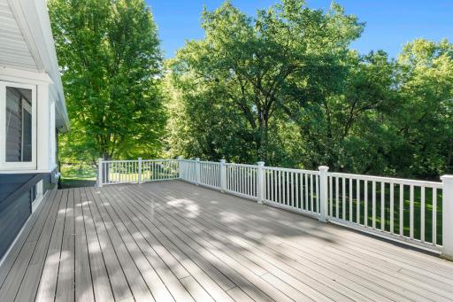 16633 Temple Dr N, Minnetonka, MN 55345