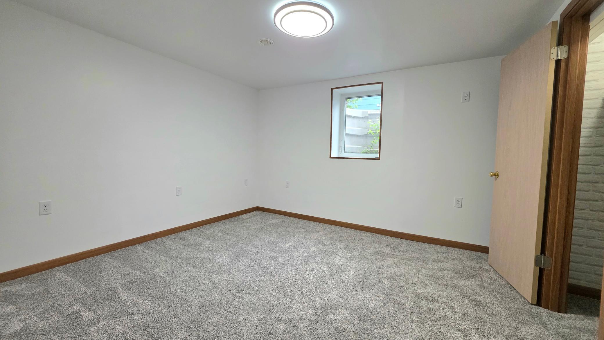 #3 bed with egress