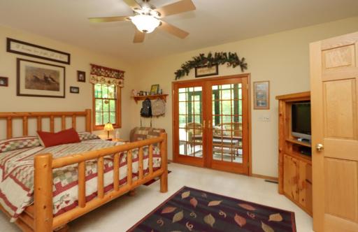 38462 498th Street, North Mankato, MN 56003