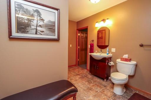 38462 498th Street, North Mankato, MN 56003