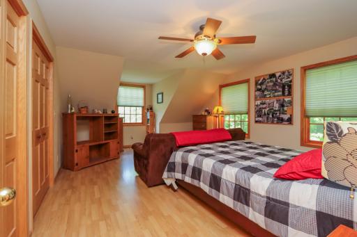 38462 498th Street, North Mankato, MN 56003