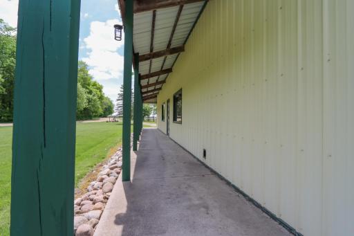 38462 498th Street, North Mankato, MN 56003