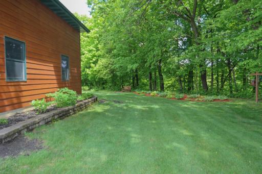 38462 498th Street, North Mankato, MN 56003