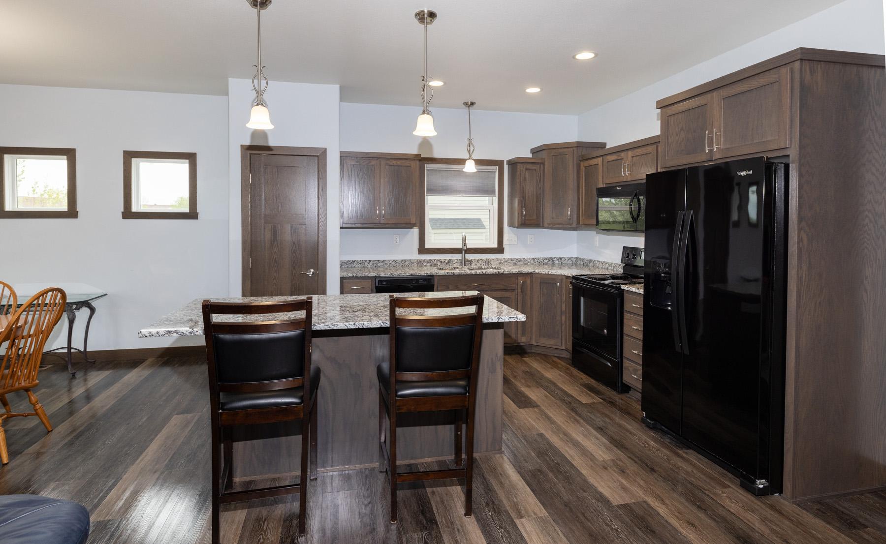 Kitchen w/Pantry
