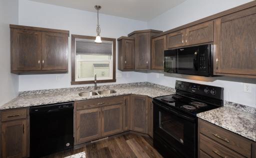 647 43 1/2 Avenue S, Moorhead, MN 56560