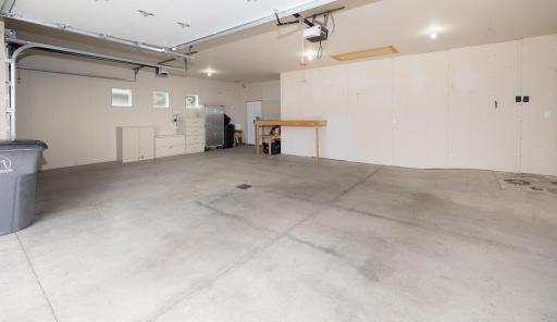 647 43 1/2 Avenue S, Moorhead, MN 56560