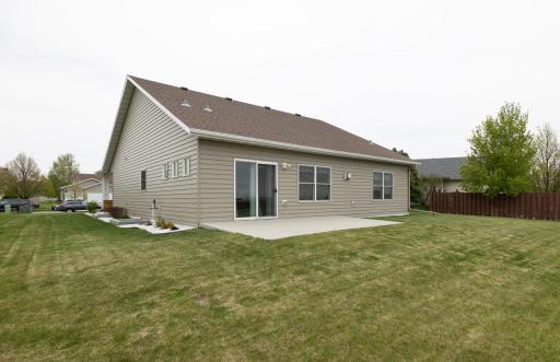647 43 1/2 Avenue S, Moorhead, MN 56560