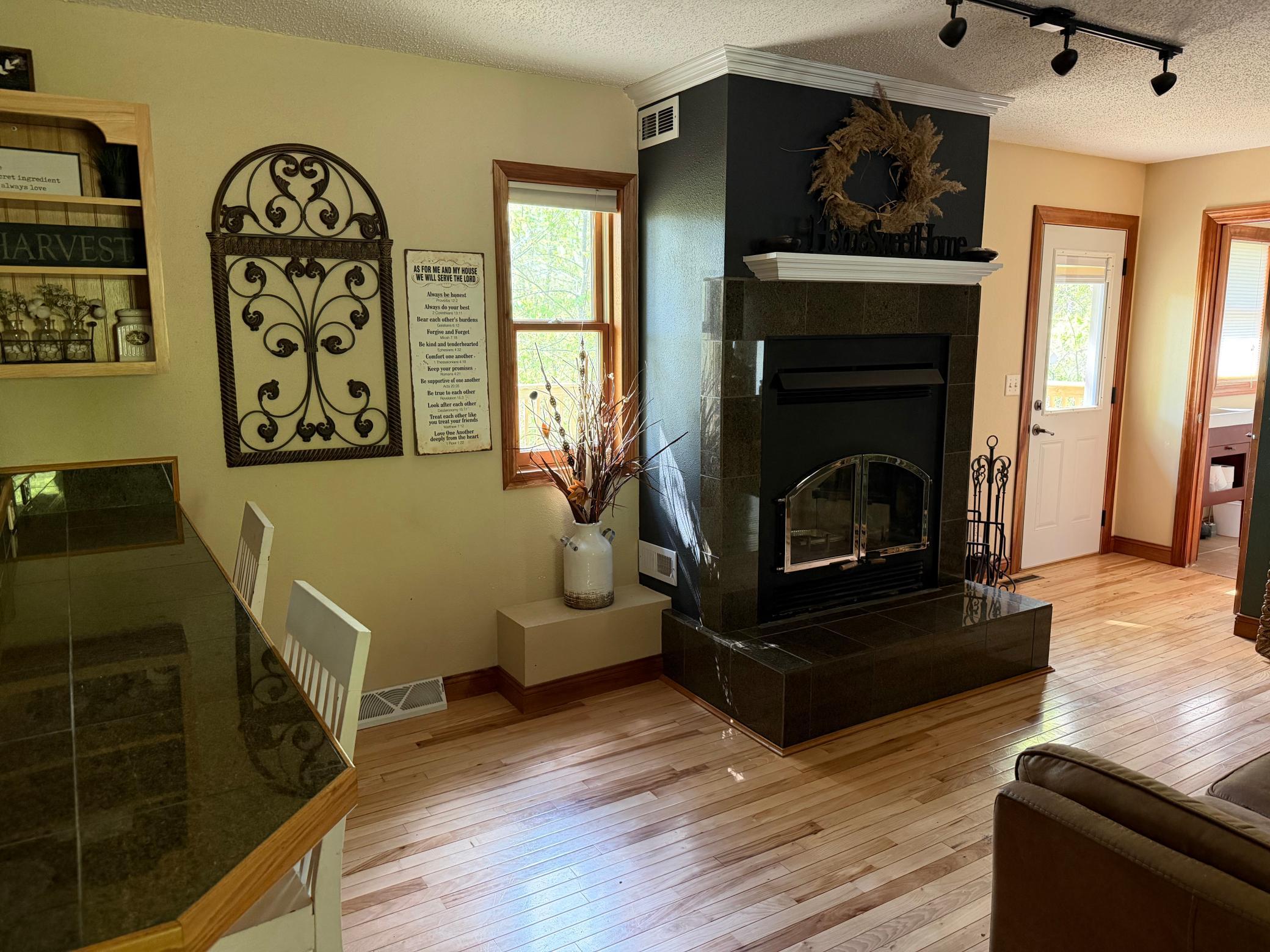 fireplace.jpeg