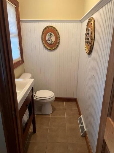 44011 W Paul Lake Drive, Perham, MN 56573