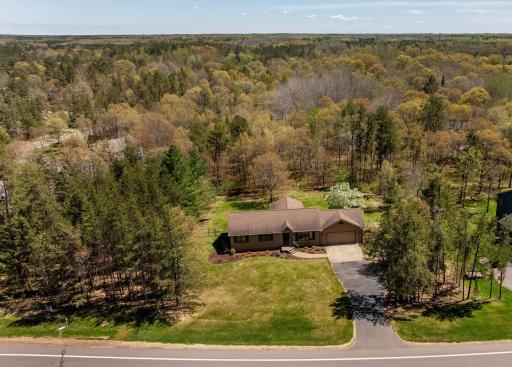 Picture perfect setting and great Baxter location!