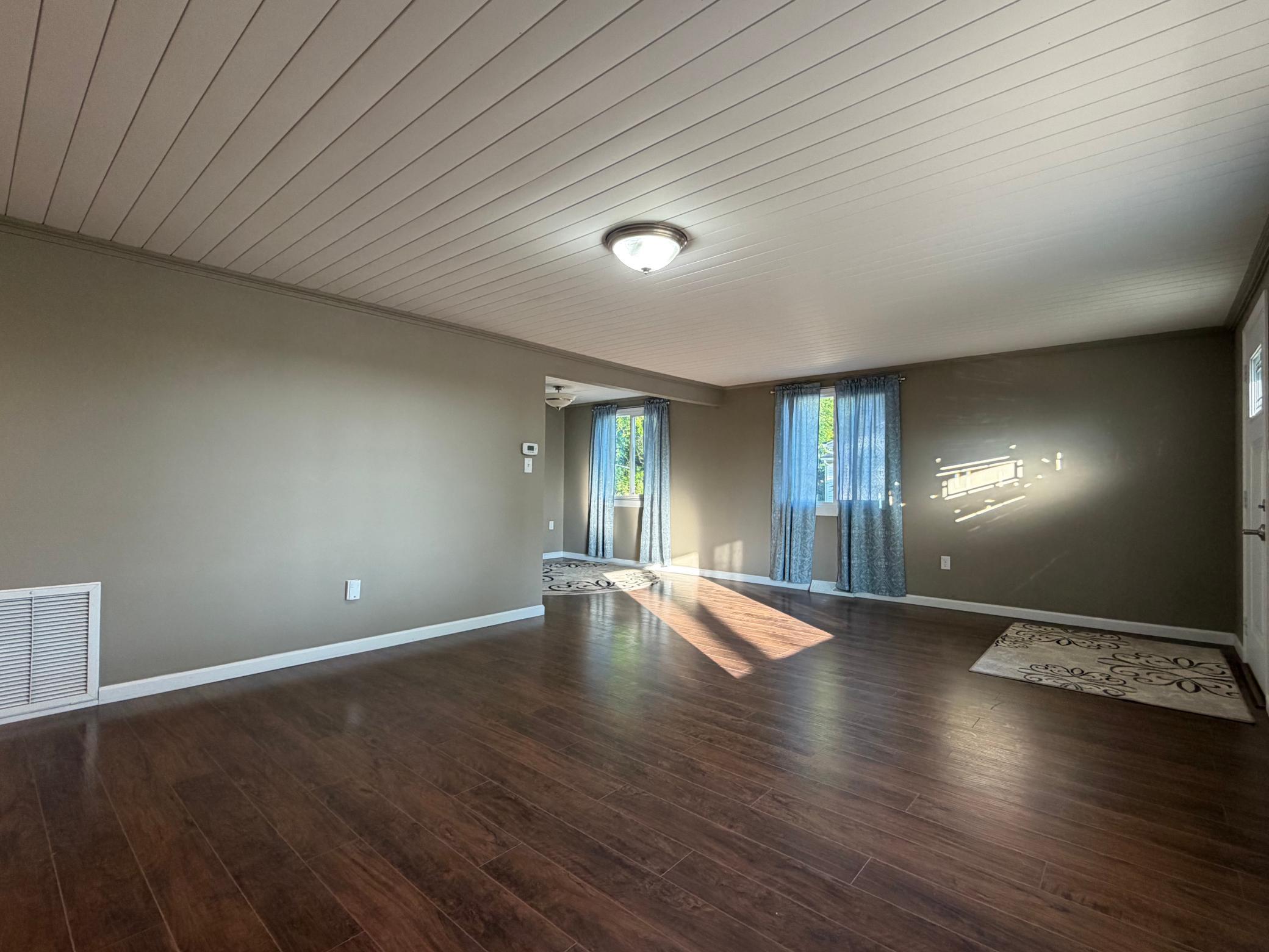 Living Room - #3.jpg