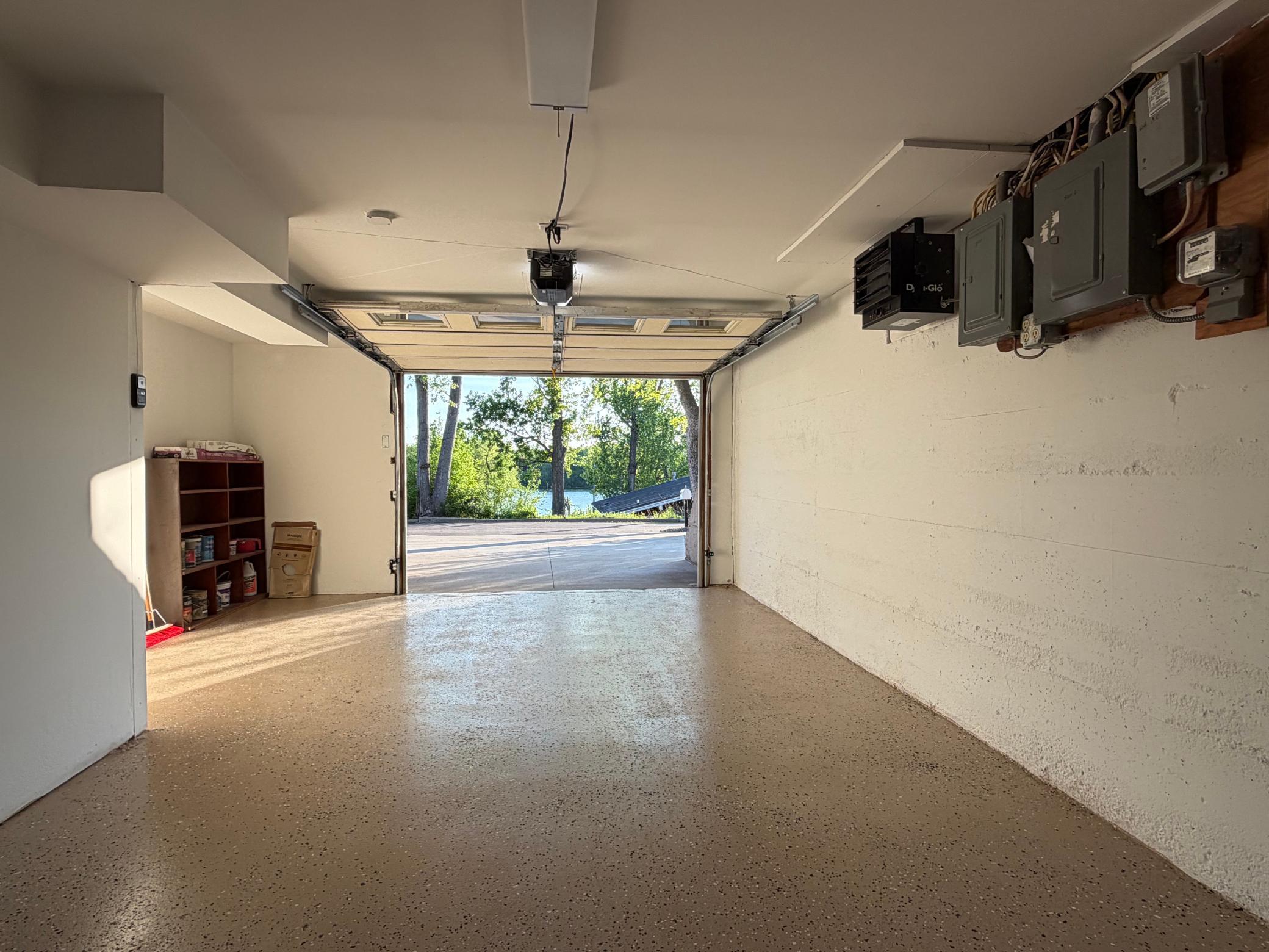 Garage - #2.jpg