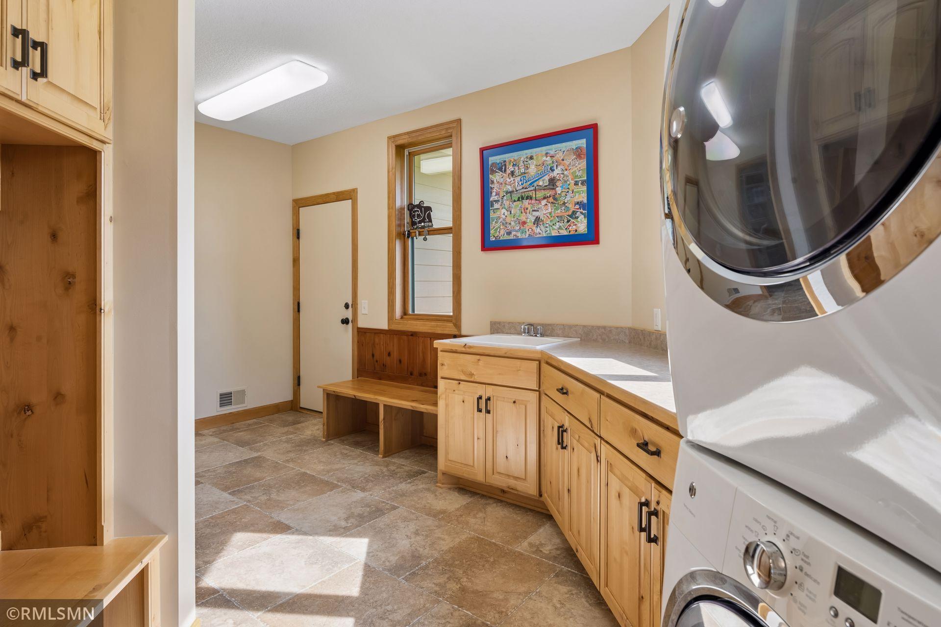 Mud Room/Laundry