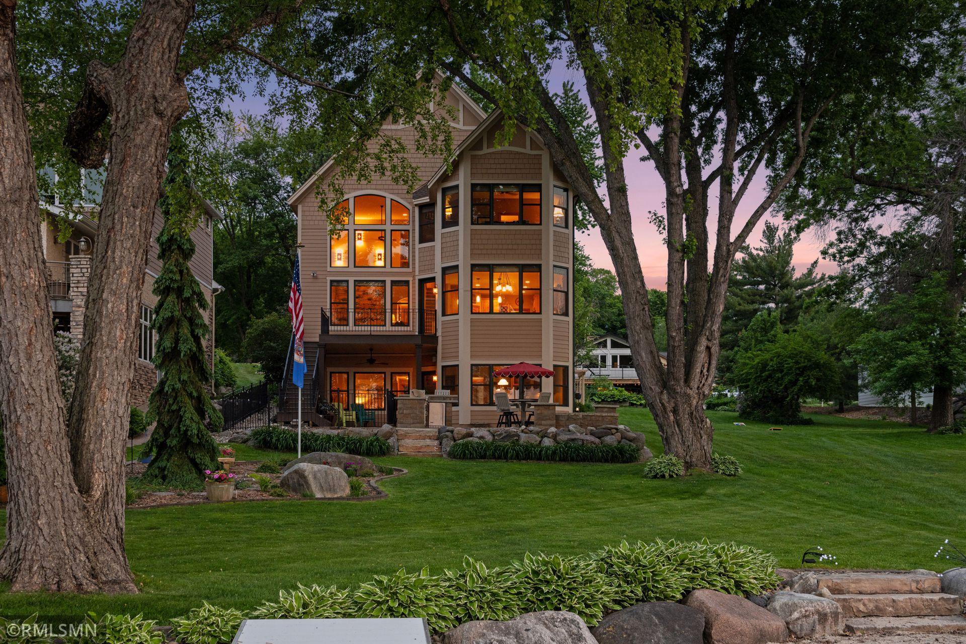 Back of the home/yard