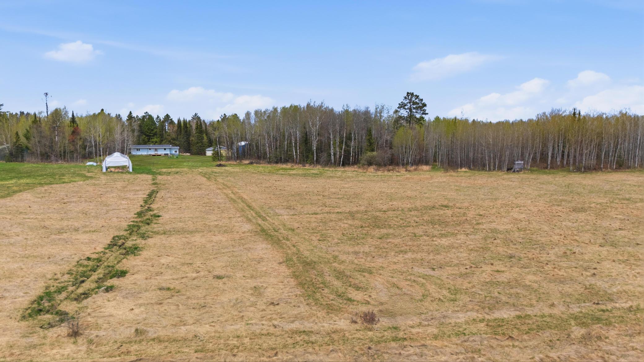 39-DJI_20260519031403_0129_D_autoremove_35142232.jpg