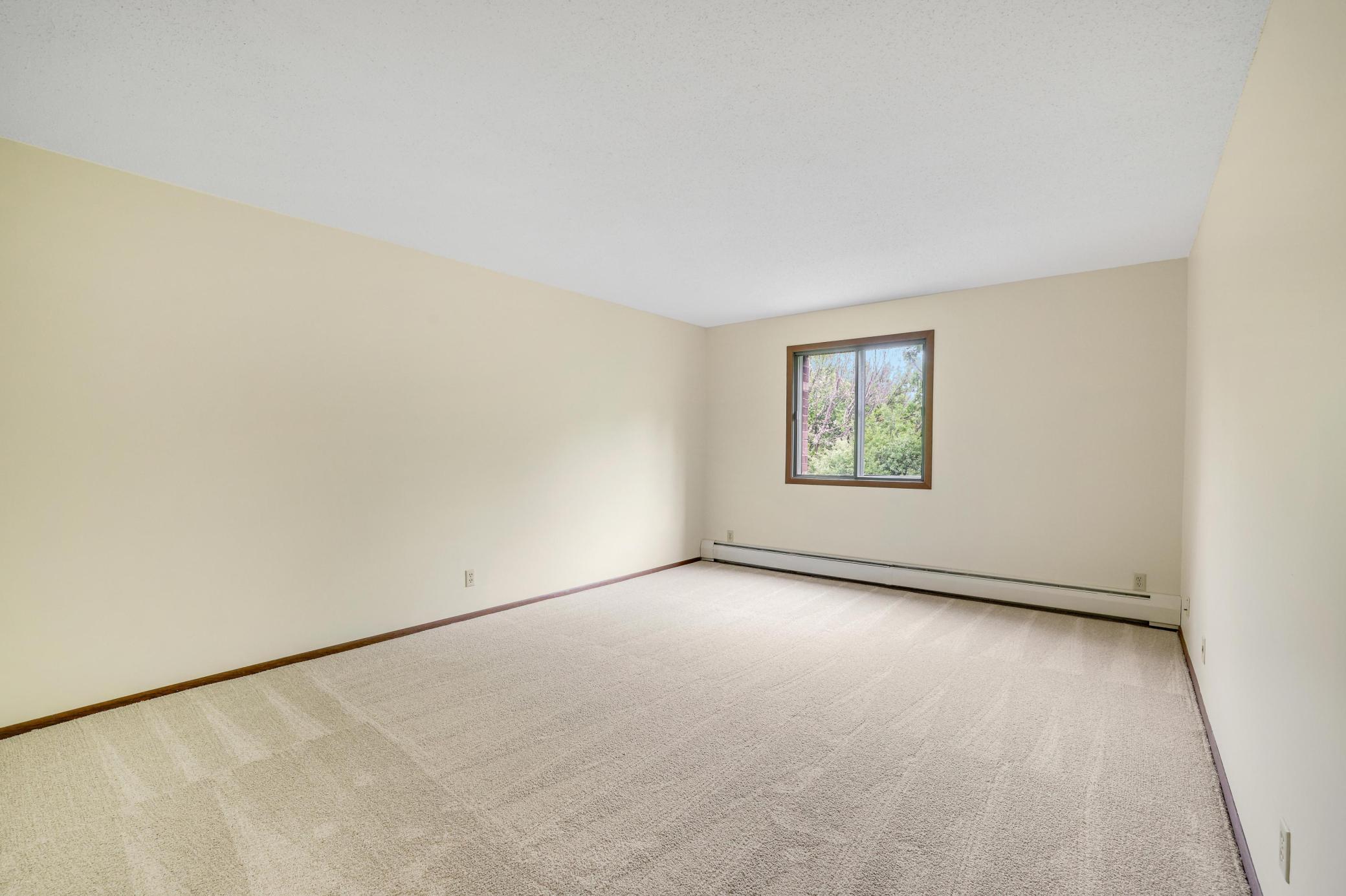 Large primary bedroom