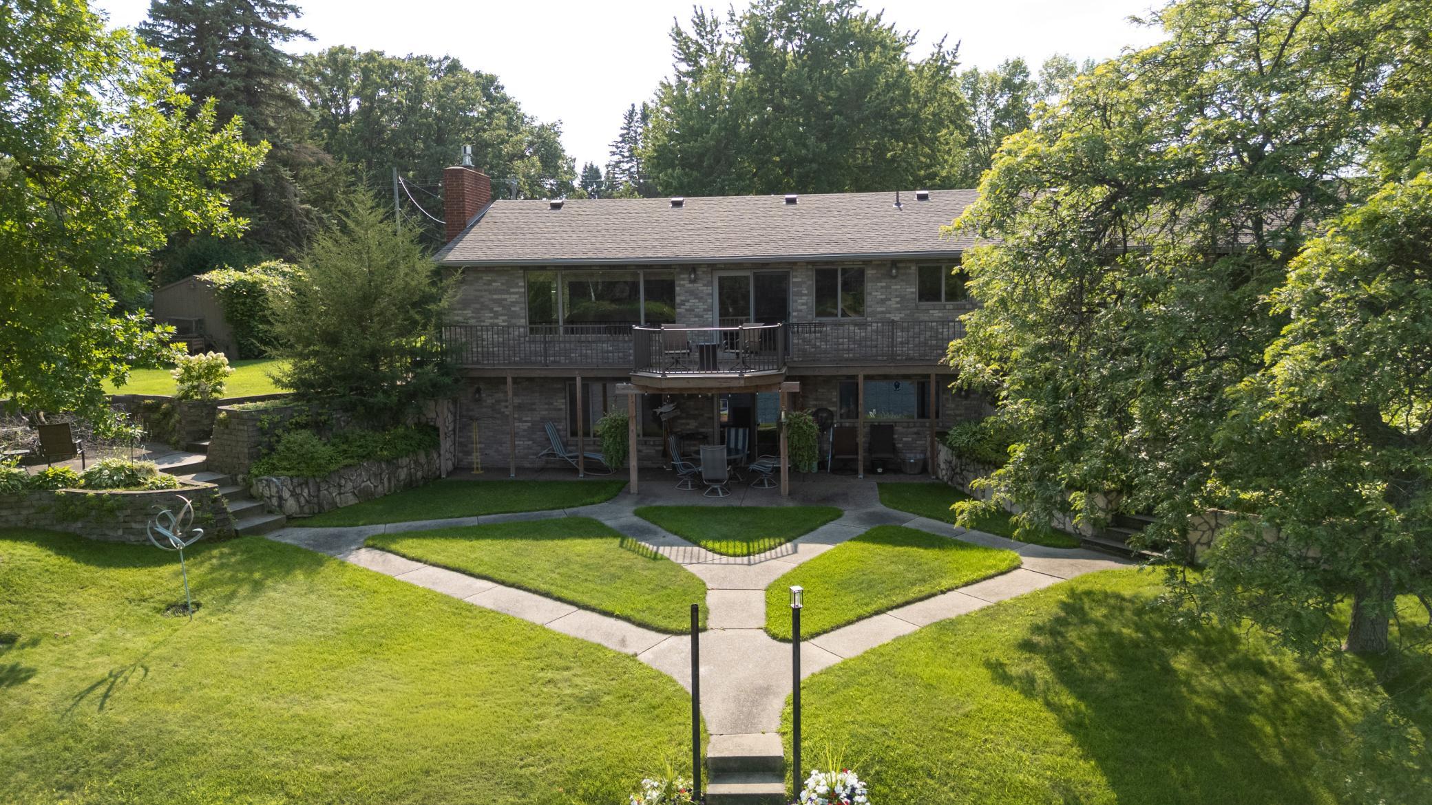 904 Riverside Ave - Sartell-04.jpg