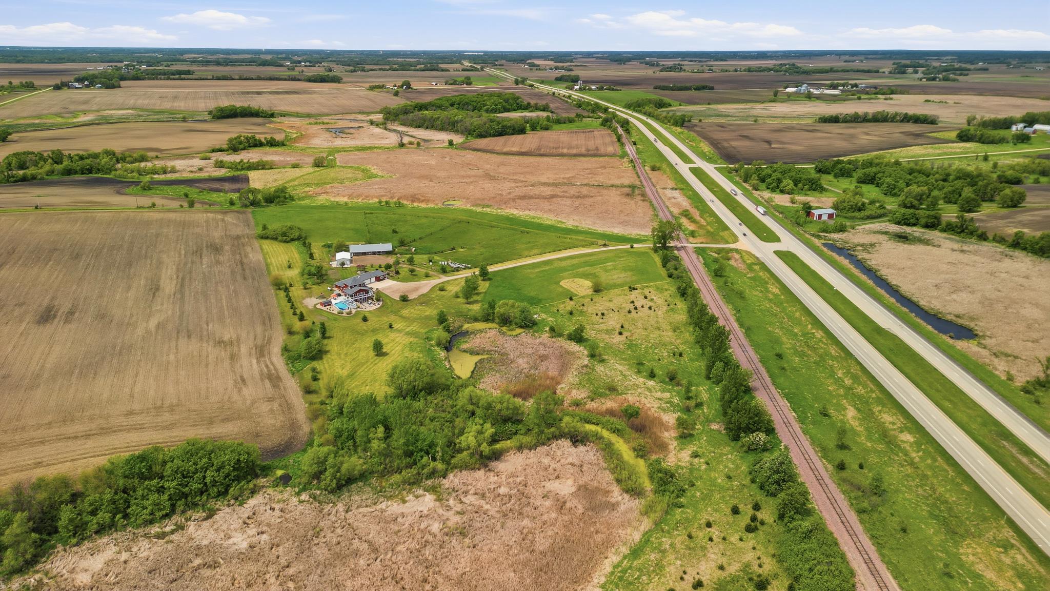 dji_fly_20260520_031436_198_1779302520674_aeb.jpg