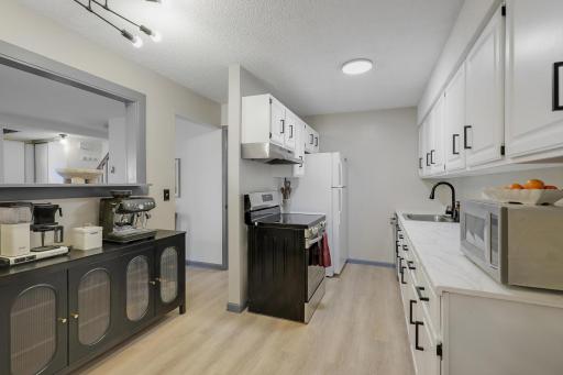 4405 Cedar Lake Road S, Minneapolis, MN 55416
