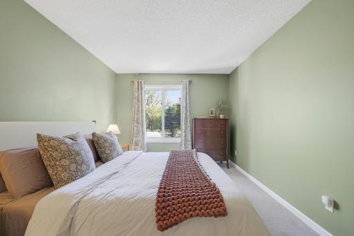 4405 Cedar Lake Road S, Minneapolis, MN 55416