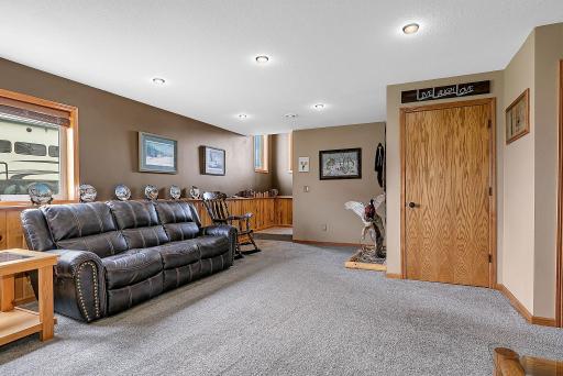 904 7th Street NE, Rice, MN 56367