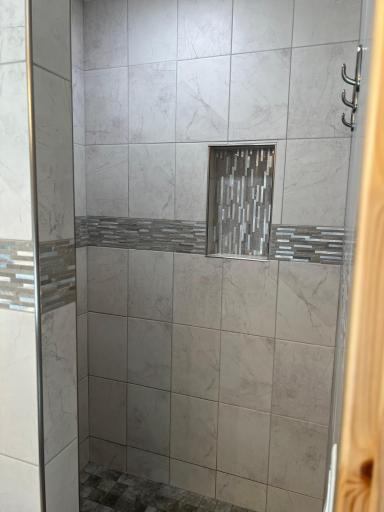 Primary bath 1.jpeg