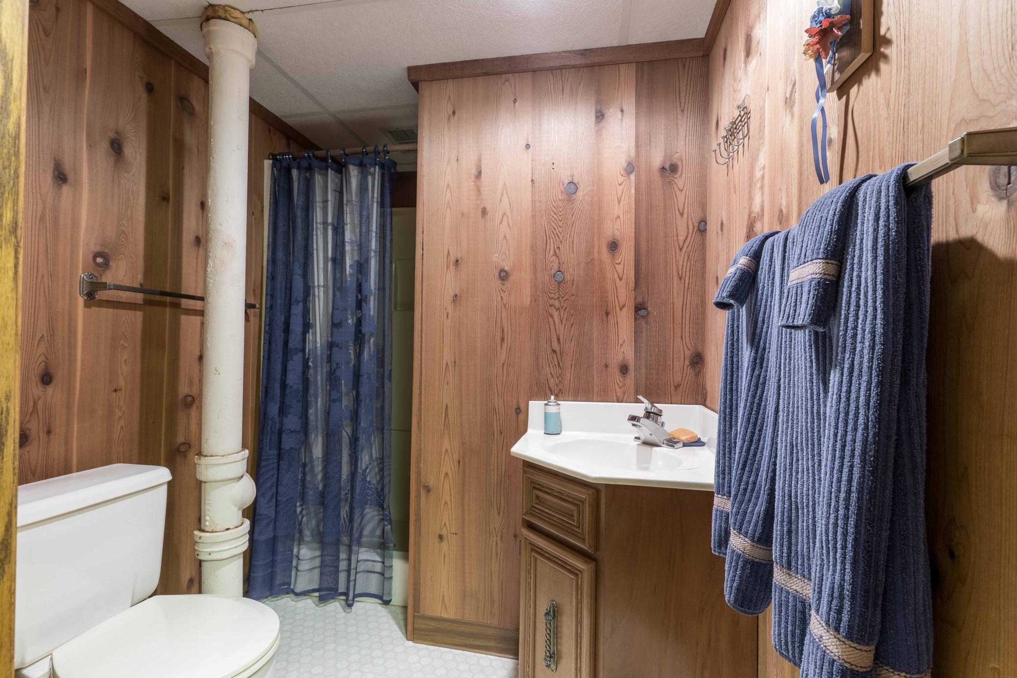 3/4 Bath off FR #2