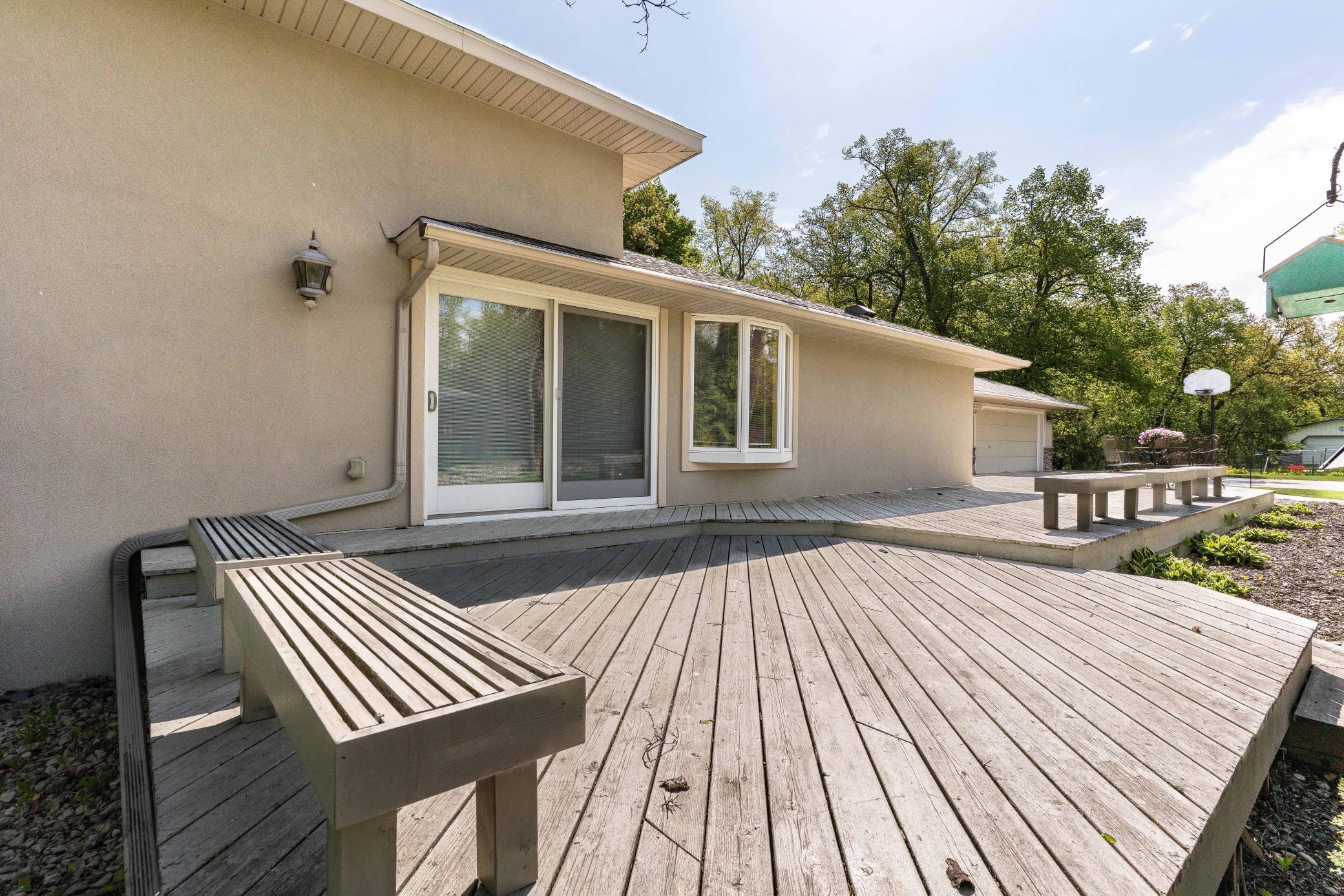 Expansive south-side Deck