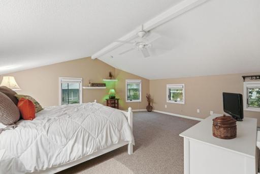 12054 Indian Beach Road, Spicer, MN 56288