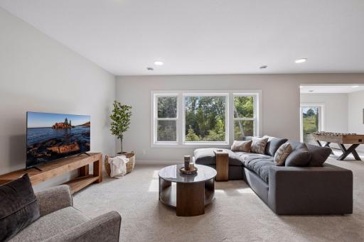 7356 Ambercrest Curve, Inver Grove Heights, MN 55077