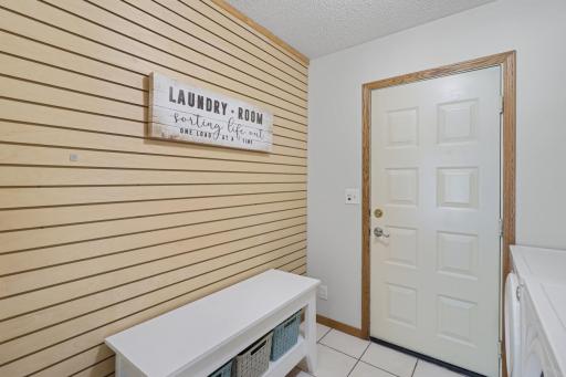 8141 Maplewood Terrace, Chanhassen, MN 55317