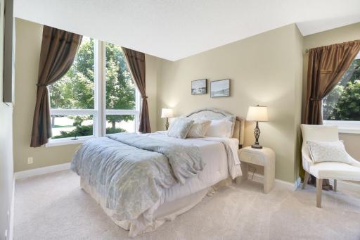 8141 Maplewood Terrace, Chanhassen, MN 55317