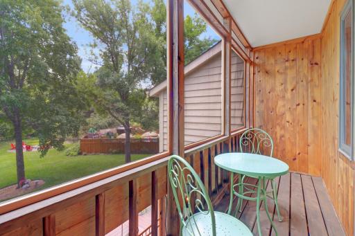 8141 Maplewood Terrace, Chanhassen, MN 55317