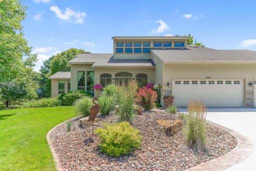 8141 Maplewood Terrace, Chanhassen, MN 55317