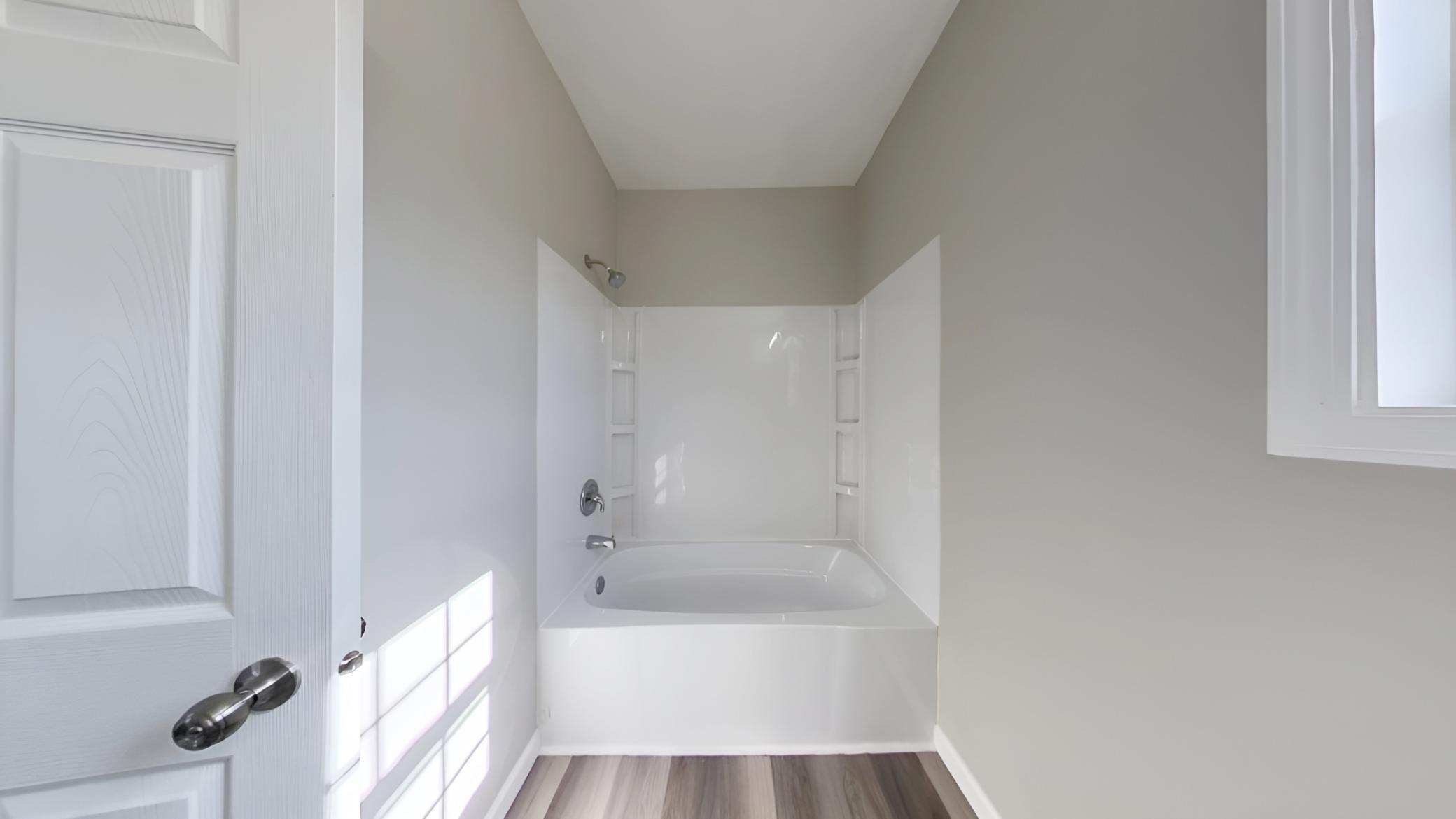 Bathroom_2.jpeg