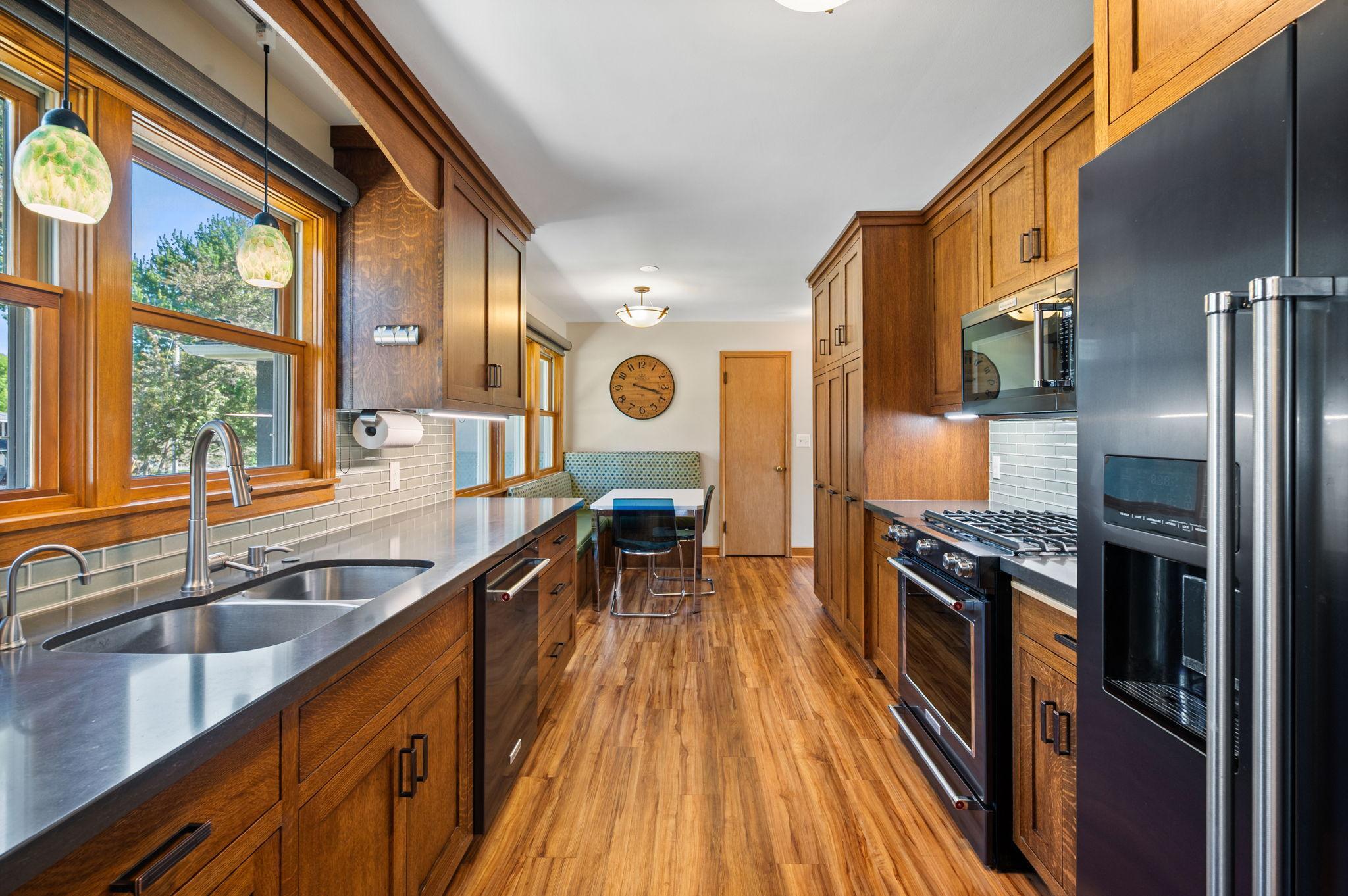 Beautiful Kitchen Cabinets and Counters with Matching KitchenAid Appliances