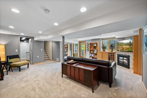 2101 Regent Avenue N, Minneapolis, MN 55422