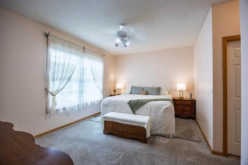 15066 Dundee Avenue, Apple Valley, MN 55124