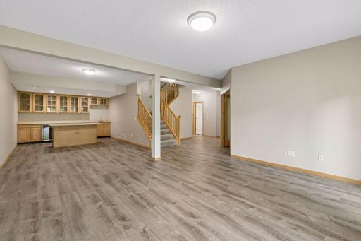 14537 Hunters Lane, Savage, MN 55378