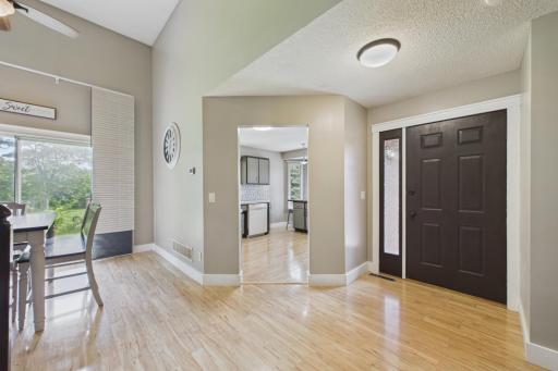 2208 Grimm Road, Chaska, MN 55318