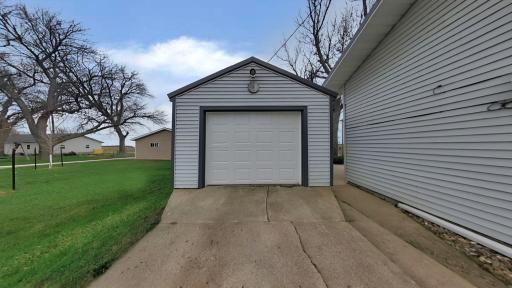159 1st Avenue S, Wood Lake, MN 56297