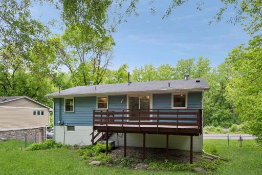 2460 Kewanee Way, Golden Valley, MN 55422