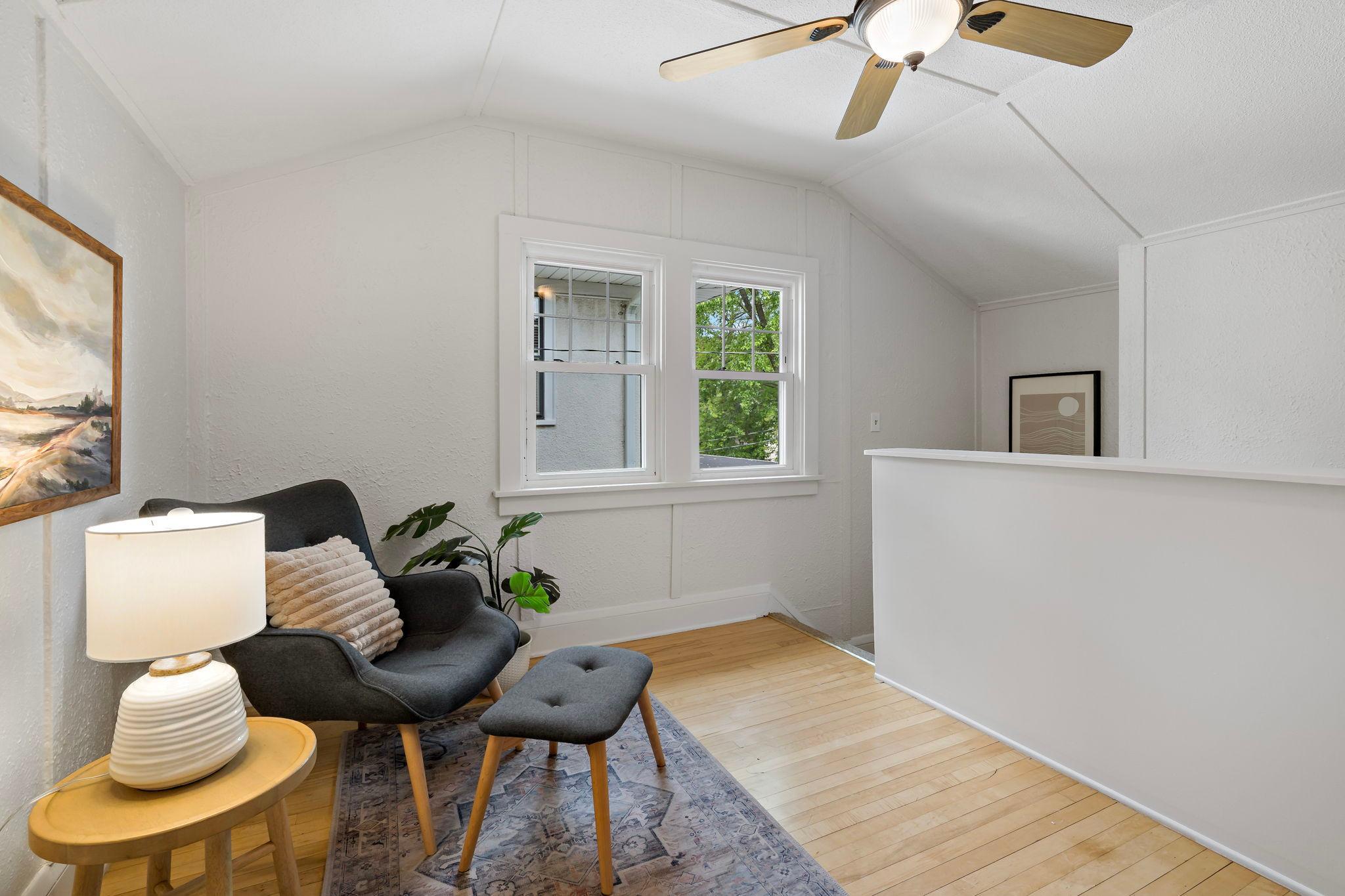 Sellers used this area as an office space.