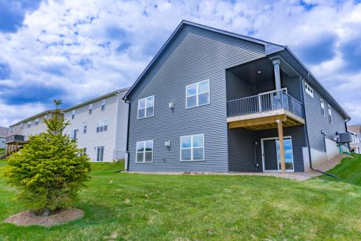 717 Winterberry Lane, Waconia, MN 55387
